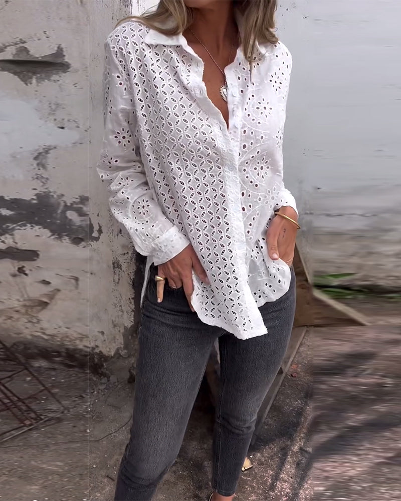 Camicia a maniche lunghe con risvolto tagliato