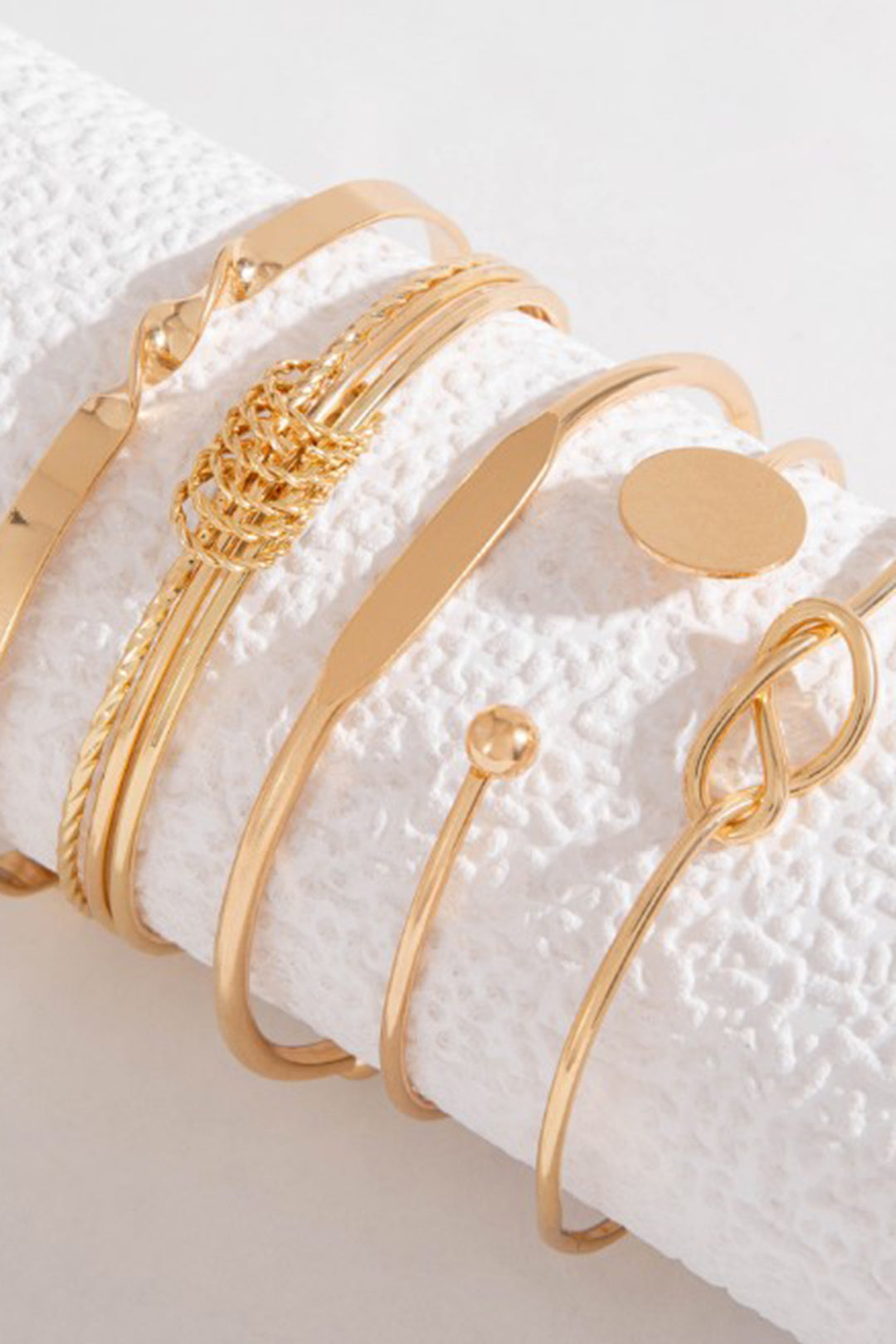 Bracciale a catena geometrica aperta