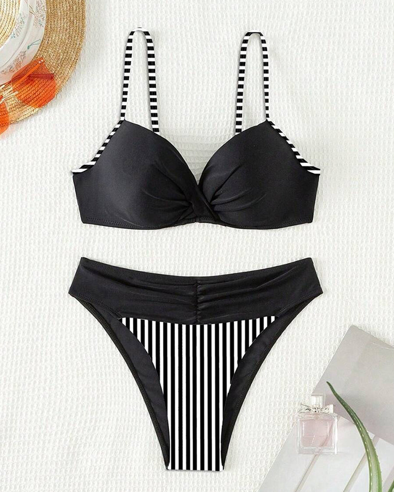 Bikini sexy a triangolo a righe a contrasto