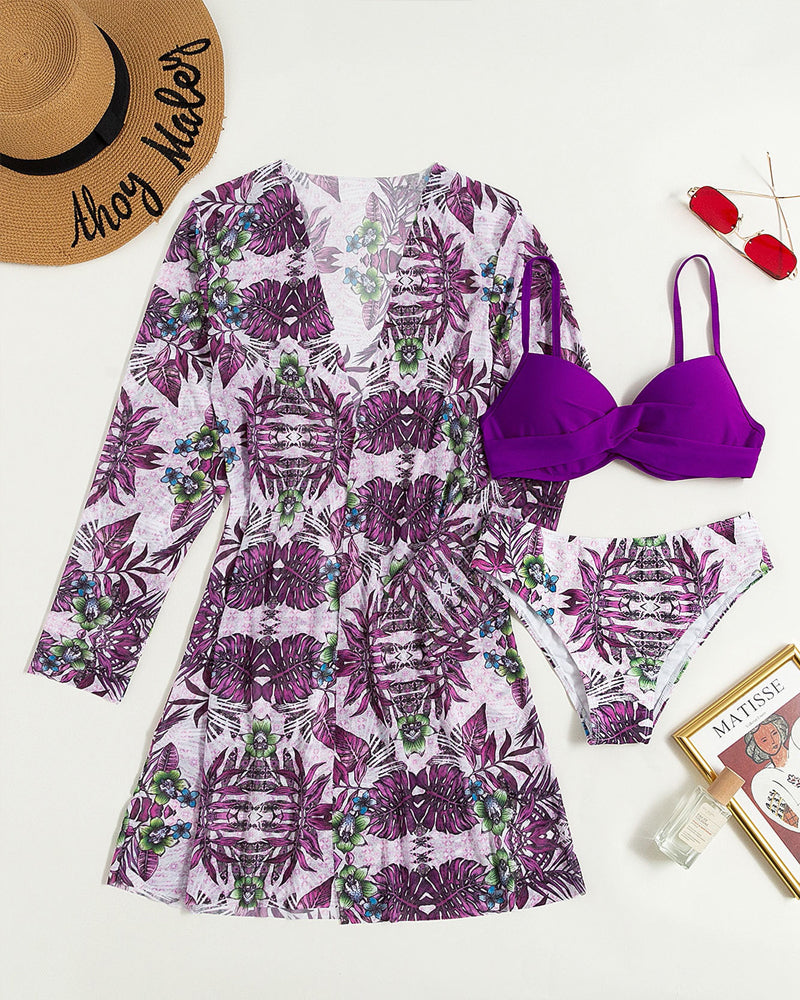 Bikini a tre pezzi con spacco