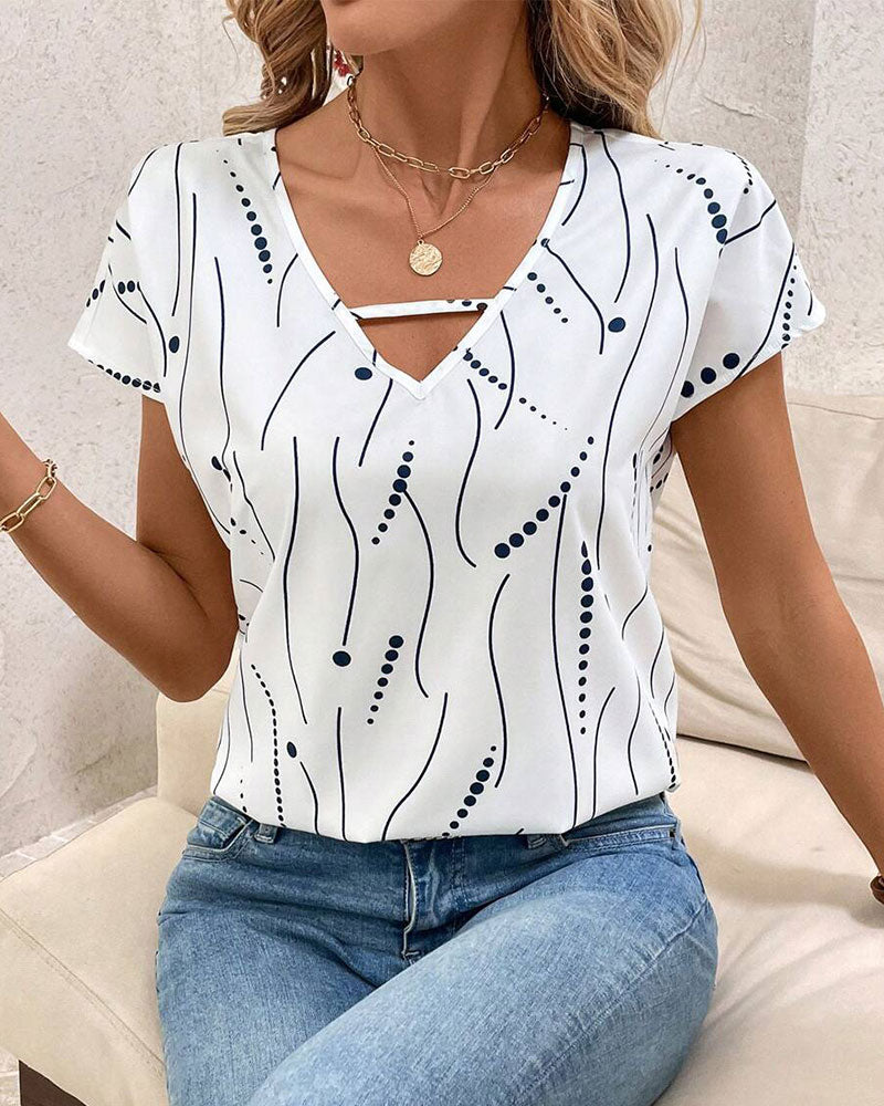 T-shirt scollo a V a maniche corte stampato