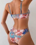 Bikini stampato allacciato sexy a triangolo