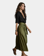 Dione | Gonna midi + camicia nera in omaggio