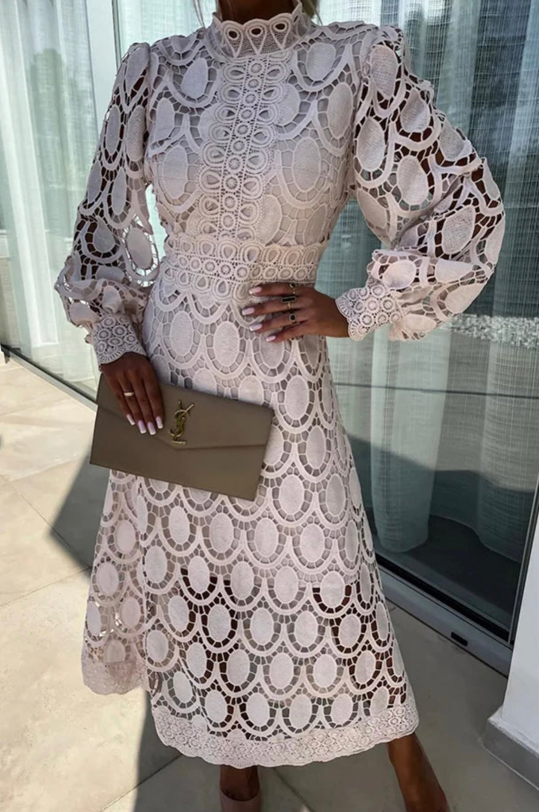 Eloah™ | Abito midi in pizzo elegante