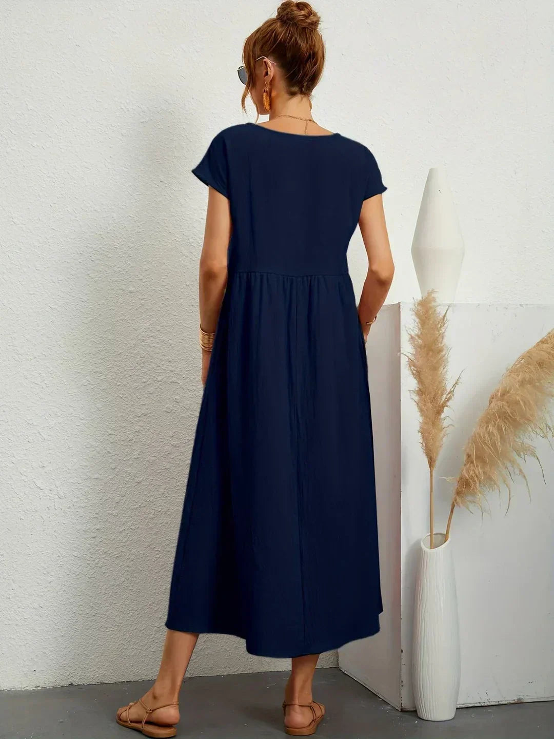 Gabriela | Abito midi fluido dall'eleganza intramontabile