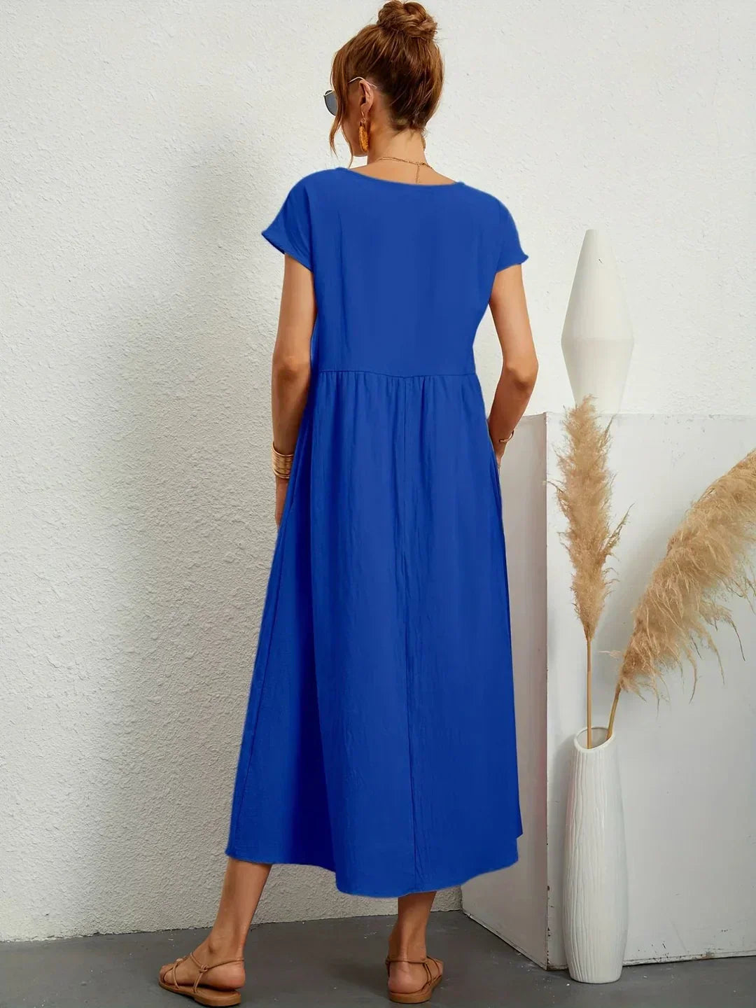 Gabriela | Abito midi fluido dall'eleganza intramontabile