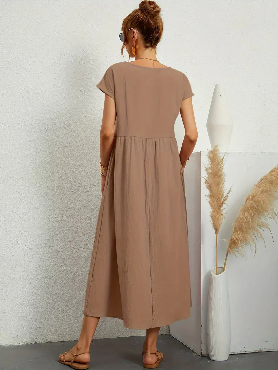 Gabriela | Abito midi fluido dall'eleganza intramontabile