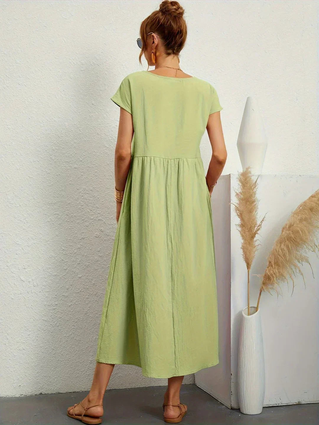 Gabriela | Abito midi fluido dall'eleganza intramontabile