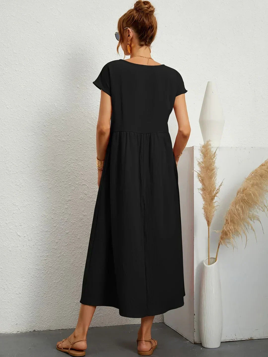 Gabriela | Abito midi fluido dall'eleganza intramontabile