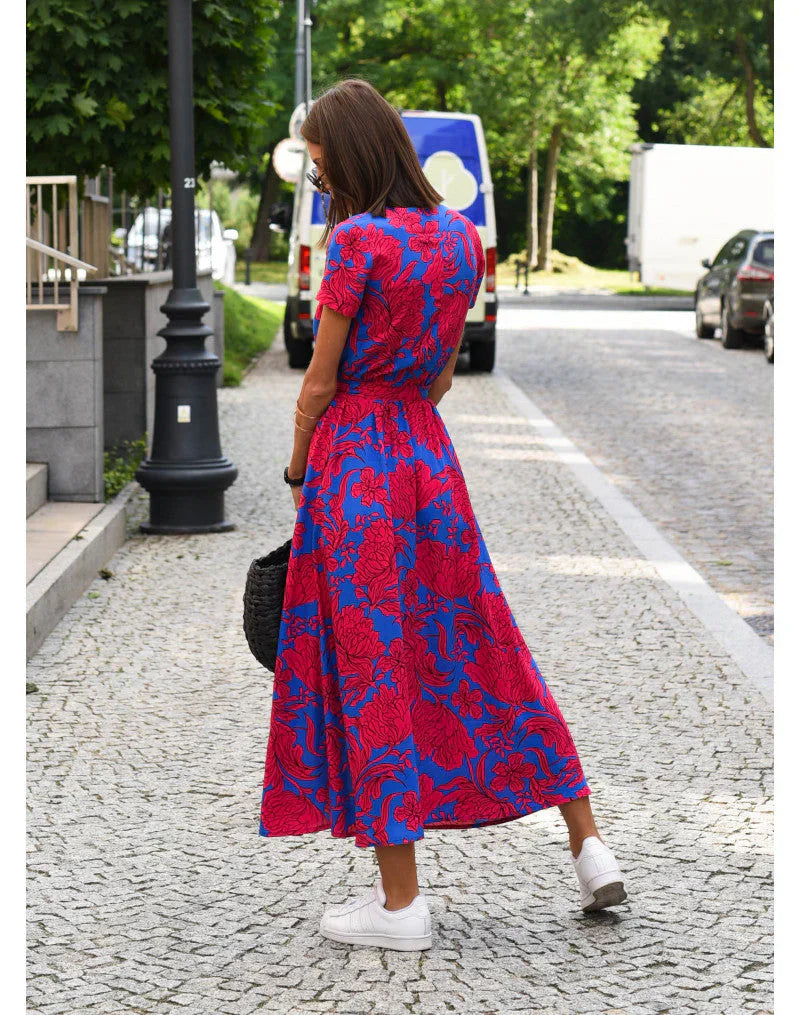 YARA | Elegante vestito con scollo a V incrociato e vestibilità che valorizza la figura