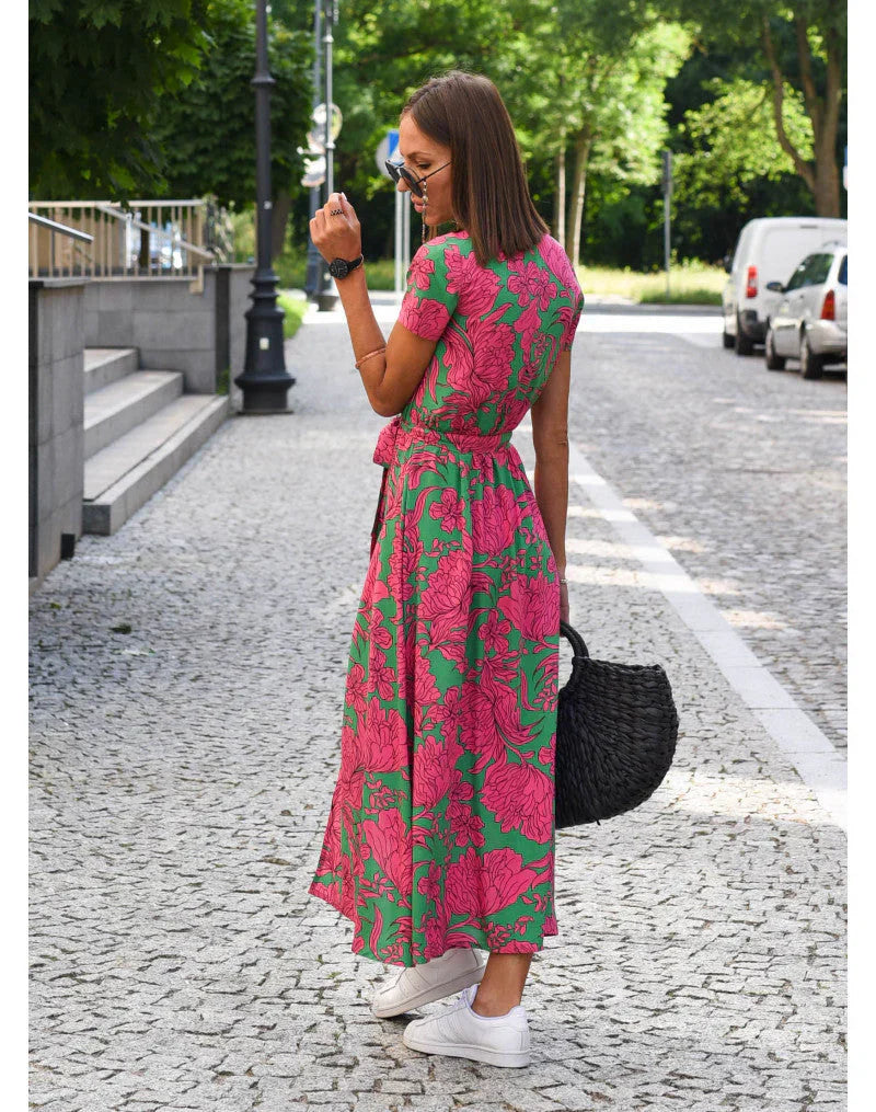 YARA | Elegante vestito con scollo a V incrociato e vestibilità che valorizza la figura