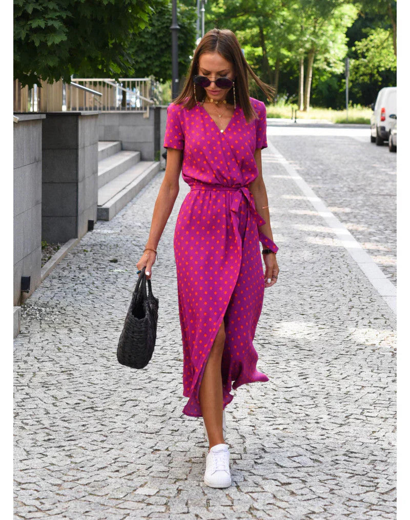 YARA | Elegante vestito con scollo a V incrociato e vestibilità che valorizza la figura