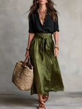 Vera – Completo due pezzi: maglietta nera e gonna midi verde oliva