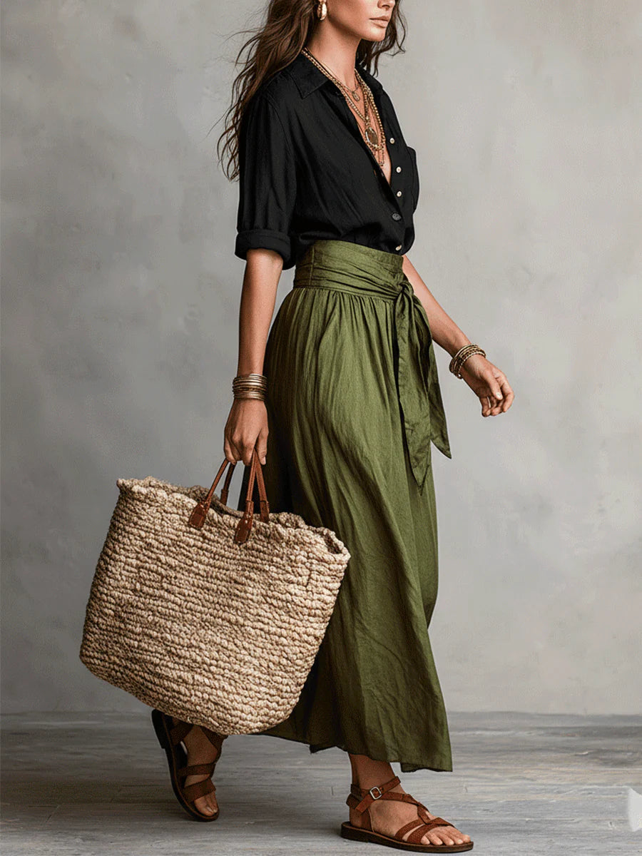 Vera – Completo due pezzi: maglietta nera e gonna midi verde oliva