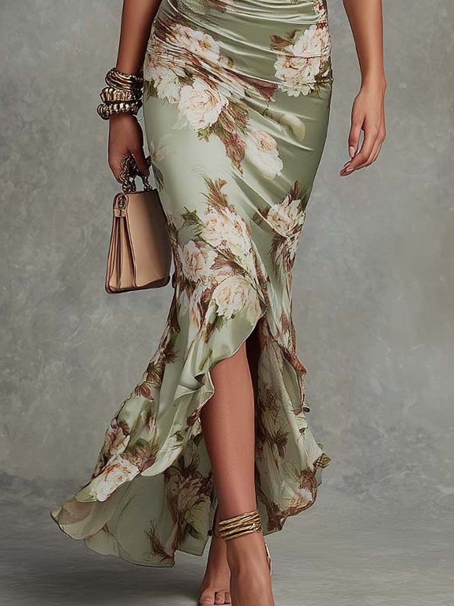 Ana - Vestito lungo asimmetrico in raso verde con scollo a V