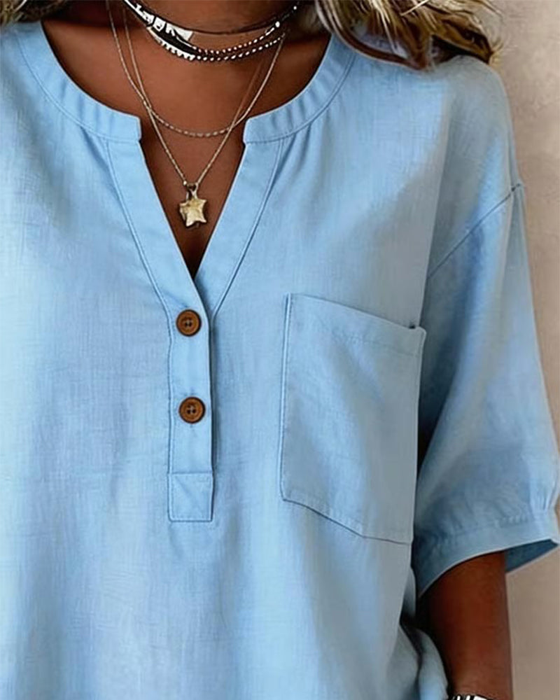 Camicia tinta unita con scollo a V e maniche a 3/4