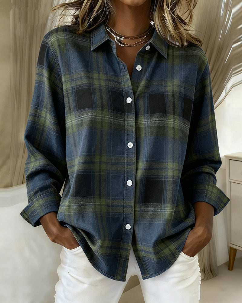 Camicia con motivo a quadri e colletto a revers