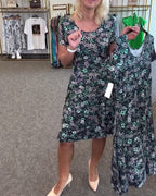 Abito Elegante con Stampa e Vita Sottile
