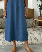 Vestito alla moda ampio e dritto