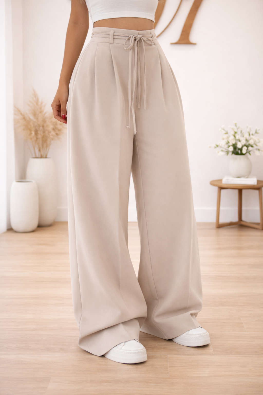 Pantaloni Ampi Sophie con Laccetti