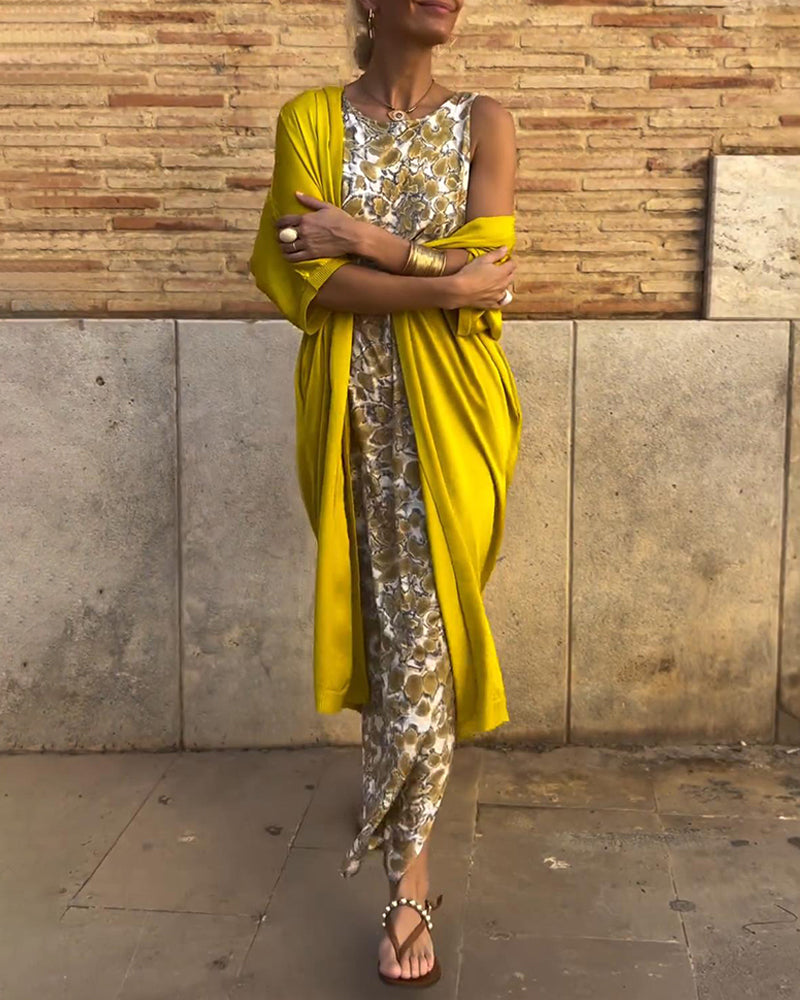 Elegante tailleur due pezzi con stampa vintage