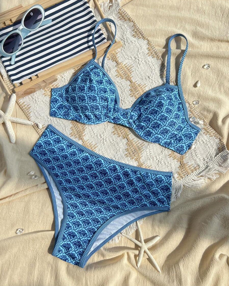 Bikini sexy con bretelline a triangolo stampato