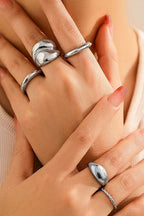 Set di 4 anelli in metallo