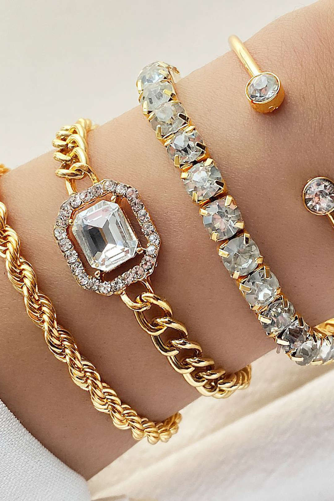 Set di Bracciali con Borchie