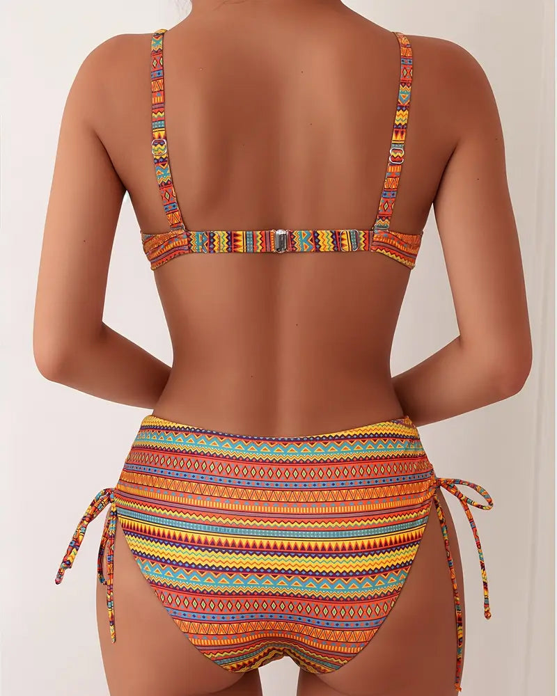 Costume da bagno a due pezzi con reggiseno a righe stampate