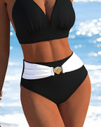 Bikini con doppio laccio e allacciatura al collo firmato