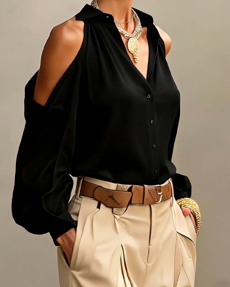 Camicia con spalle scoperte di tendenza