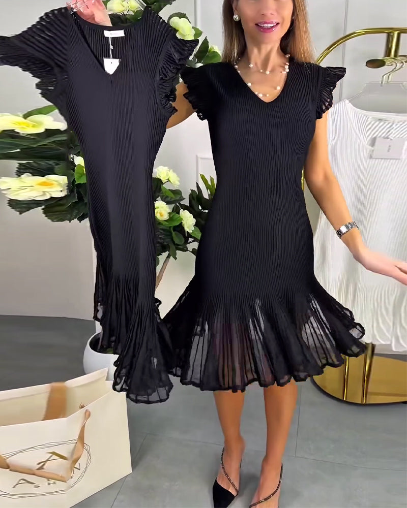 Vestito con maniche corte a volant in pizzo e scollo a V