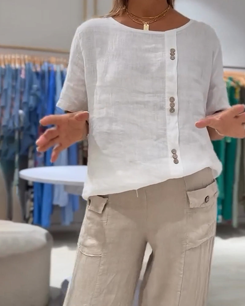 T-shirt casual ampio con bottoni