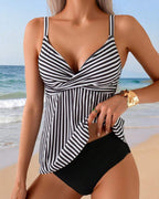 Tankini a righe verticali a due pezzi a triangolo