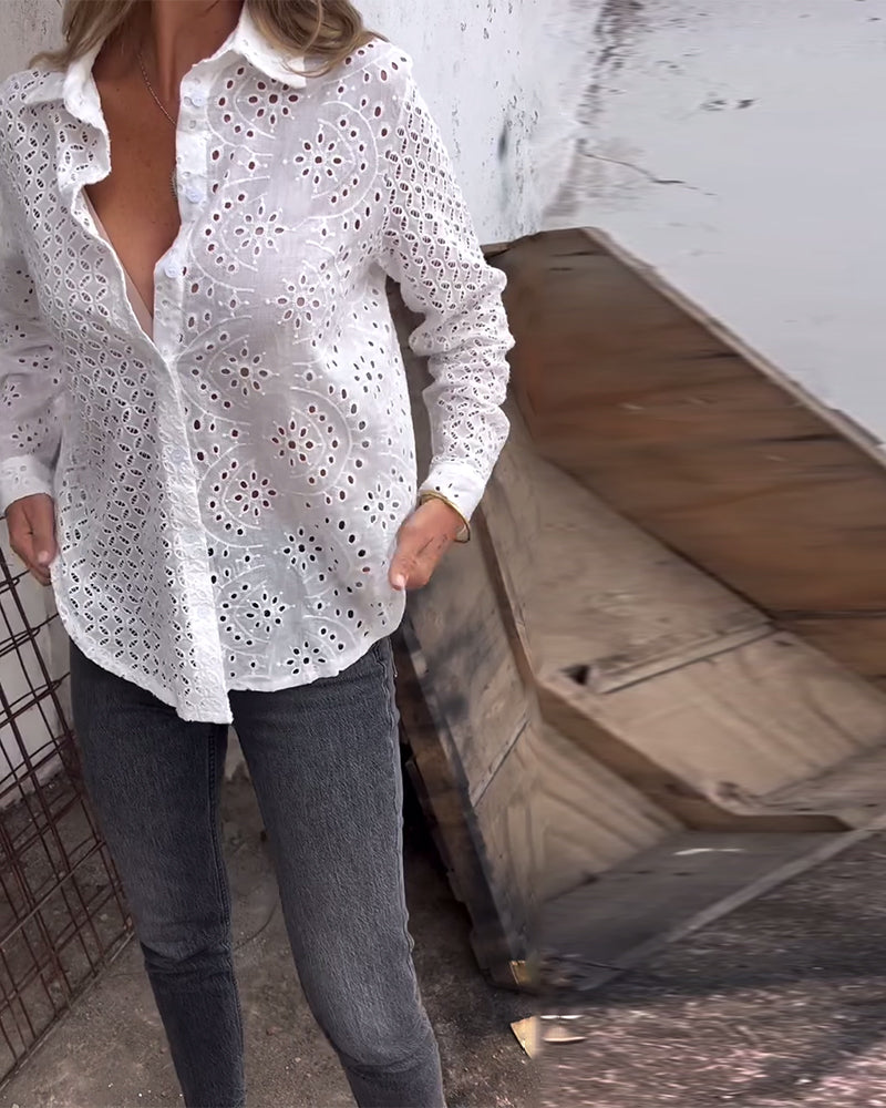 Camicia a maniche lunghe con risvolto tagliato