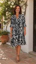 Abito elegante stampato con scollo a V