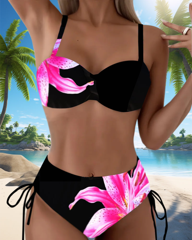 Bikini a triangolo con laccetti e stampa floreale
