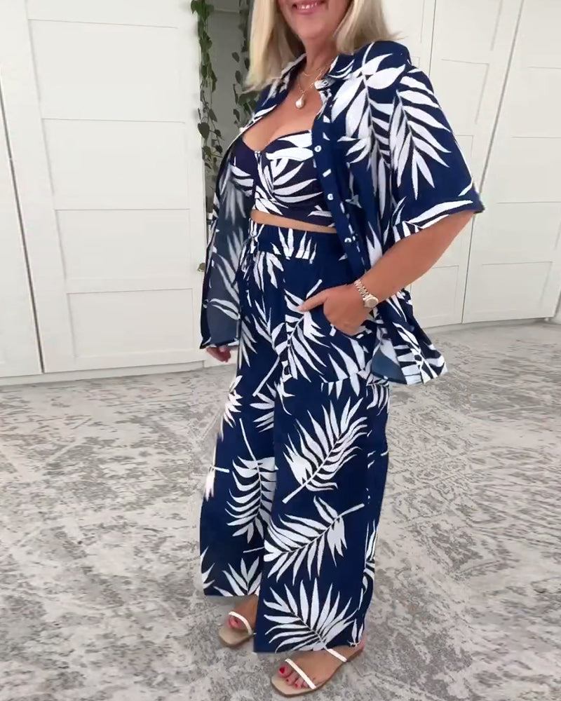 Costume da bagno a tre pezzi con stampa hawaiana
