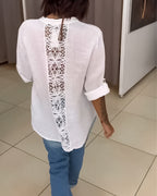 Camicia a tinta unita con tasche e bottoni semplici