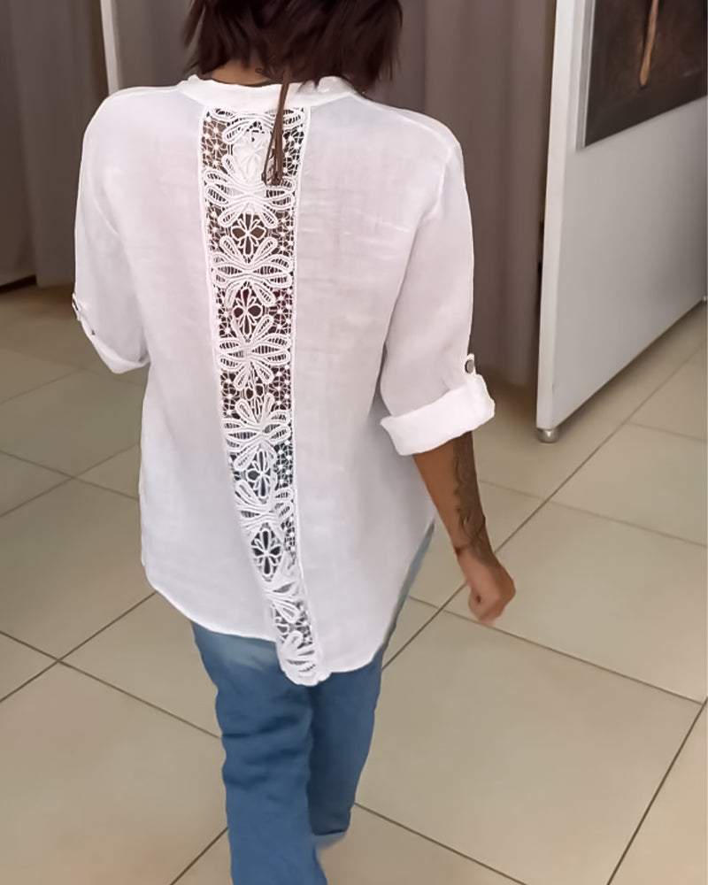 Camicia a tinta unita con tasche e bottoni semplici