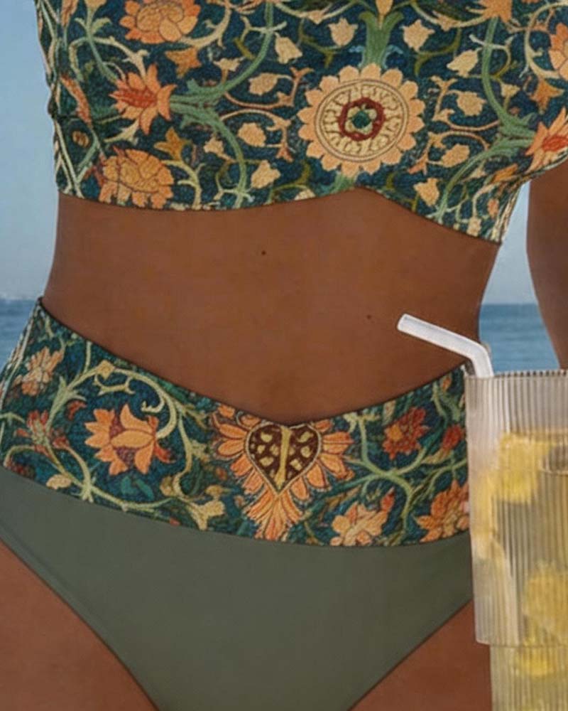 Bikini vintage sexy con stampa floreale