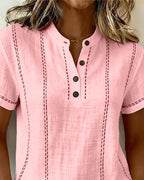 T-shirt casual con scollo a V e bottoni