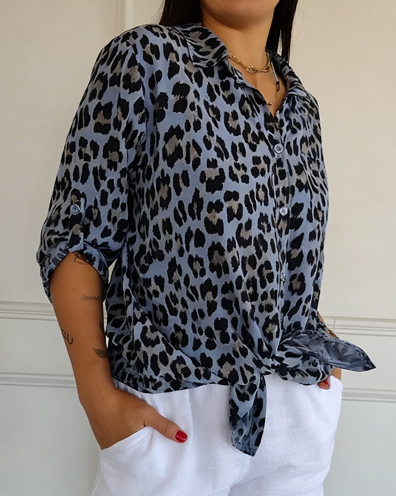Camicette alla moda con stampa leopardata