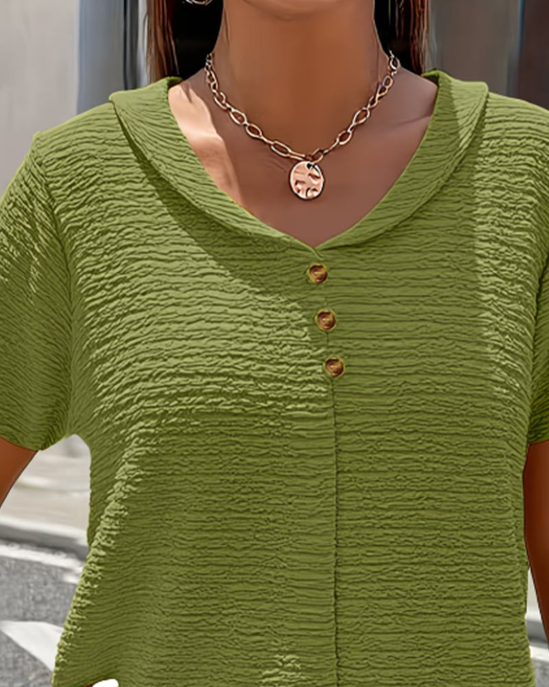 T-shirt con colletto Peter Pan a tre bottoni