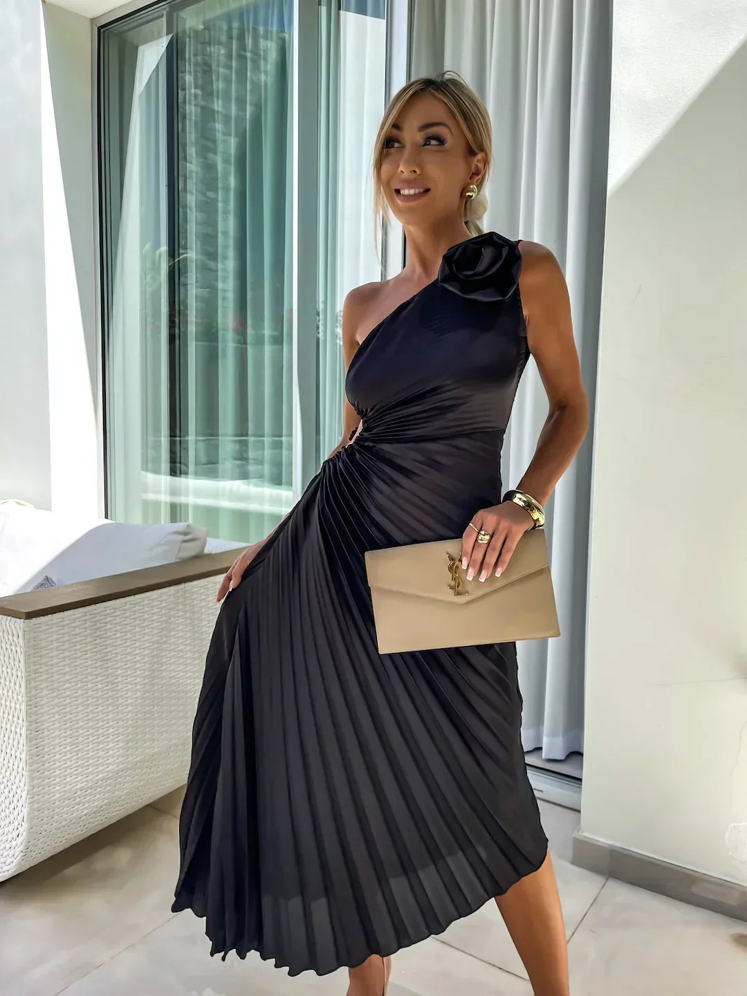 Eya™ | Elegante Abito Lungo Monospalla Floreale
