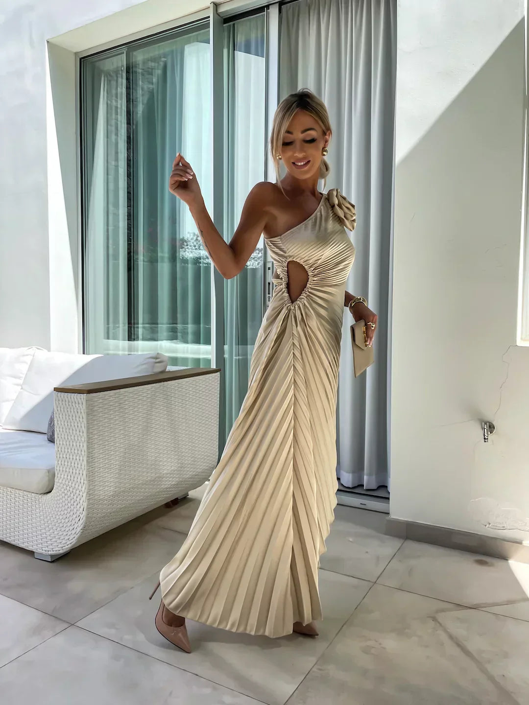 Eya™ | Elegante Abito Lungo Monospalla Floreale