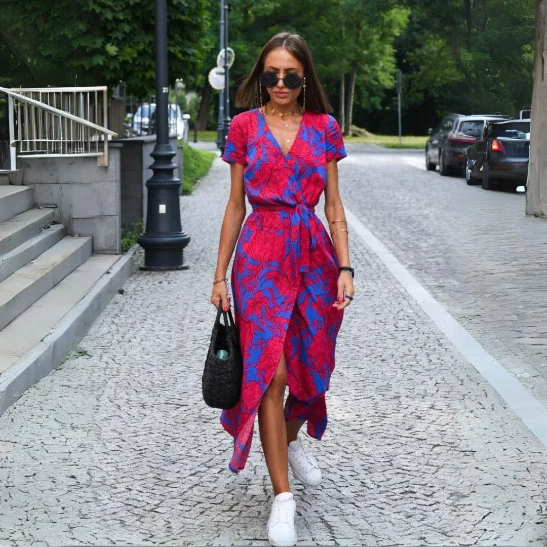 YARA | Elegante vestito con scollo a V incrociato e vestibilità che valorizza la figura