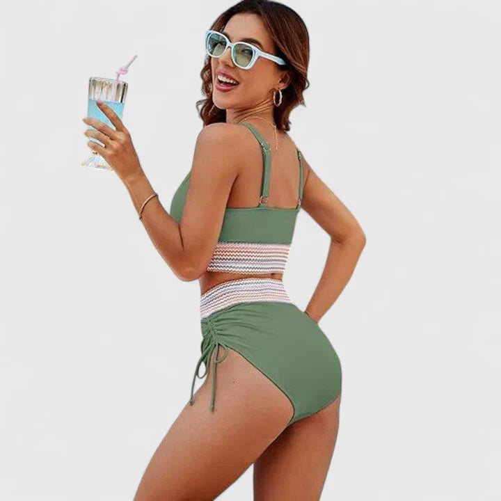 Jayzelliah | Completo bikini elegante